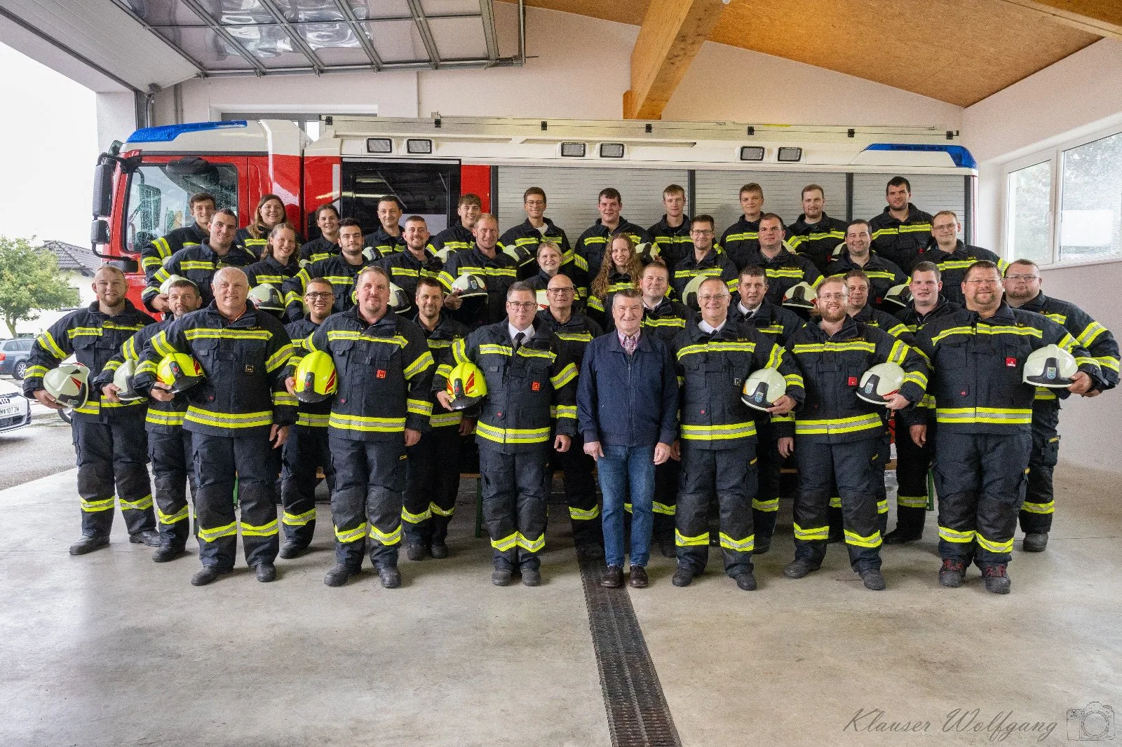 Historisches Archivfoto der Freiwilligen Feuerwehr Viehdorf aus früheren Jahren