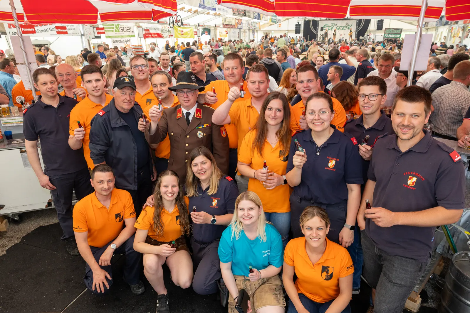 Impression vom Zeltfest der Freiwilligen Feuerwehr Viehdorf 2025