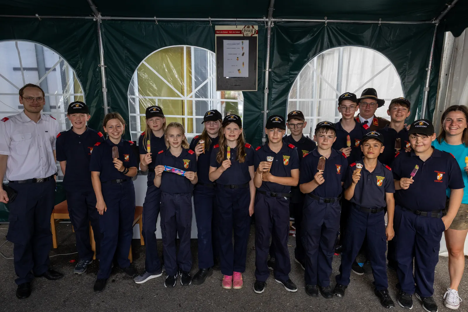 Impression vom Zeltfest der Freiwilligen Feuerwehr Viehdorf 2025